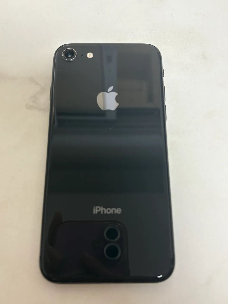 iPhone 8 na caixa 64gb - Foto 4