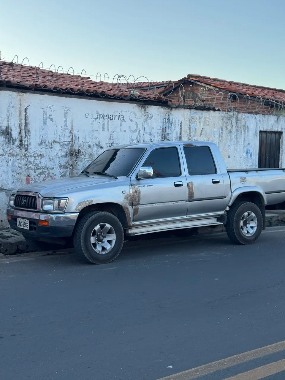 Toyota Hilux Hilux CD SRV 4x4 3.0 8V 116cv TB Diesel 2002