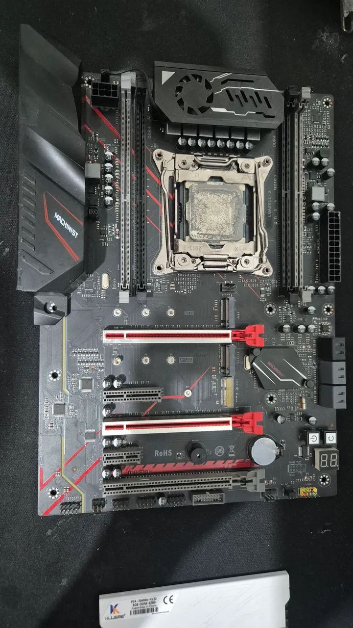 Kit xeon completo, placa mãe + processador + memória ram.