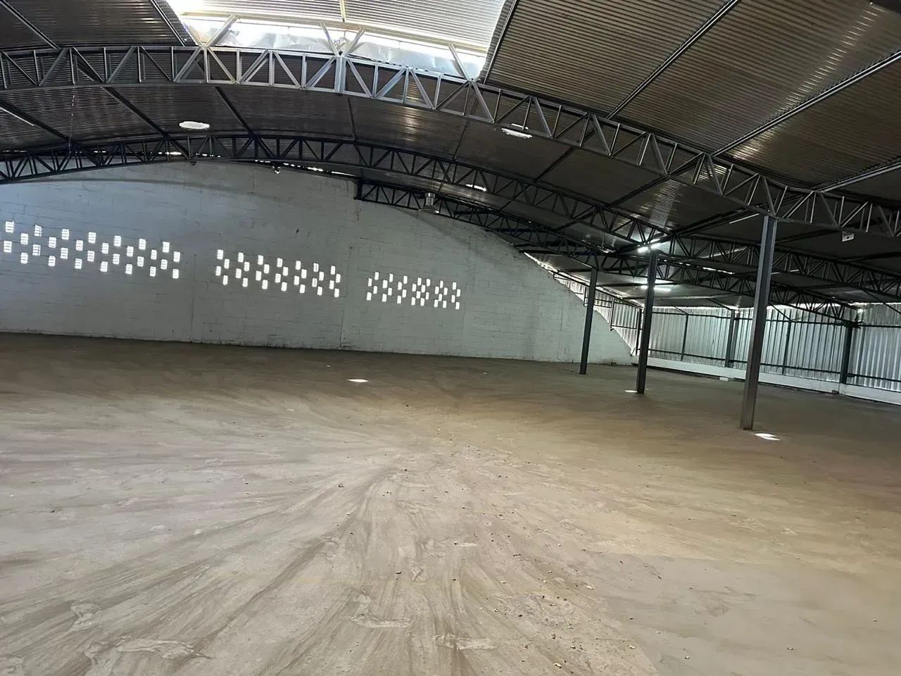 Oportunidade Única! Galpão com 2000m² na Praça Turima  Inhaúma - Foto 5