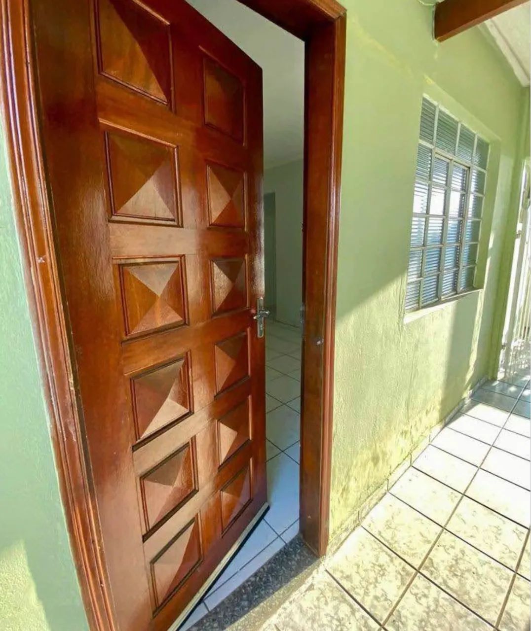 vendo casa no Jaderlandia rua C TB - Foto 2
