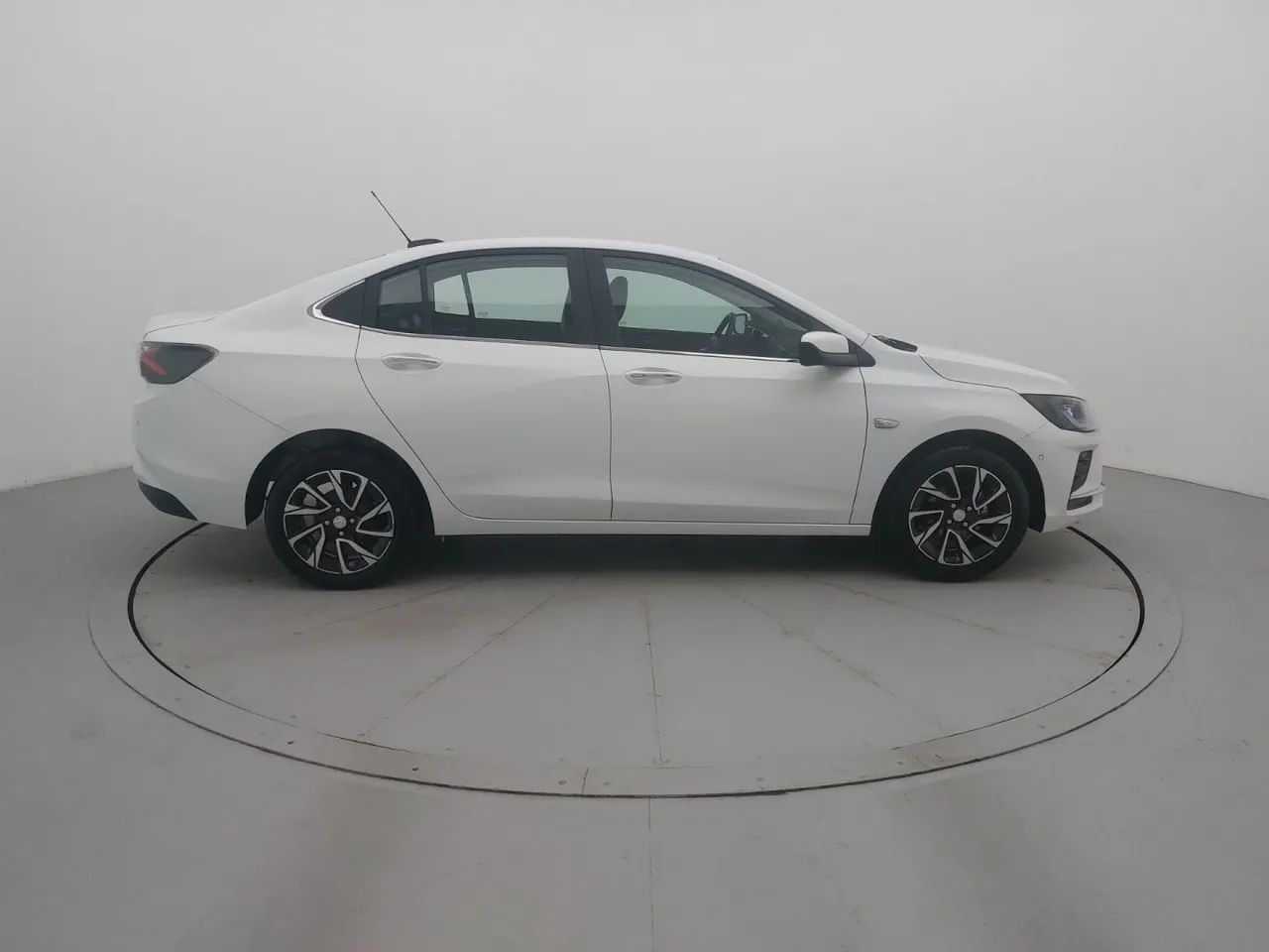 Chevrolet Onix Sedan Plus Premier 1.0 12V TB Flex Aut. 4P, foto 6 de 18