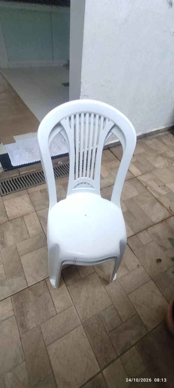 Cadeira de plástico  - Foto 2