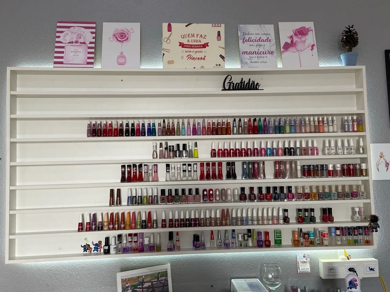 Expositor de esmaltes 