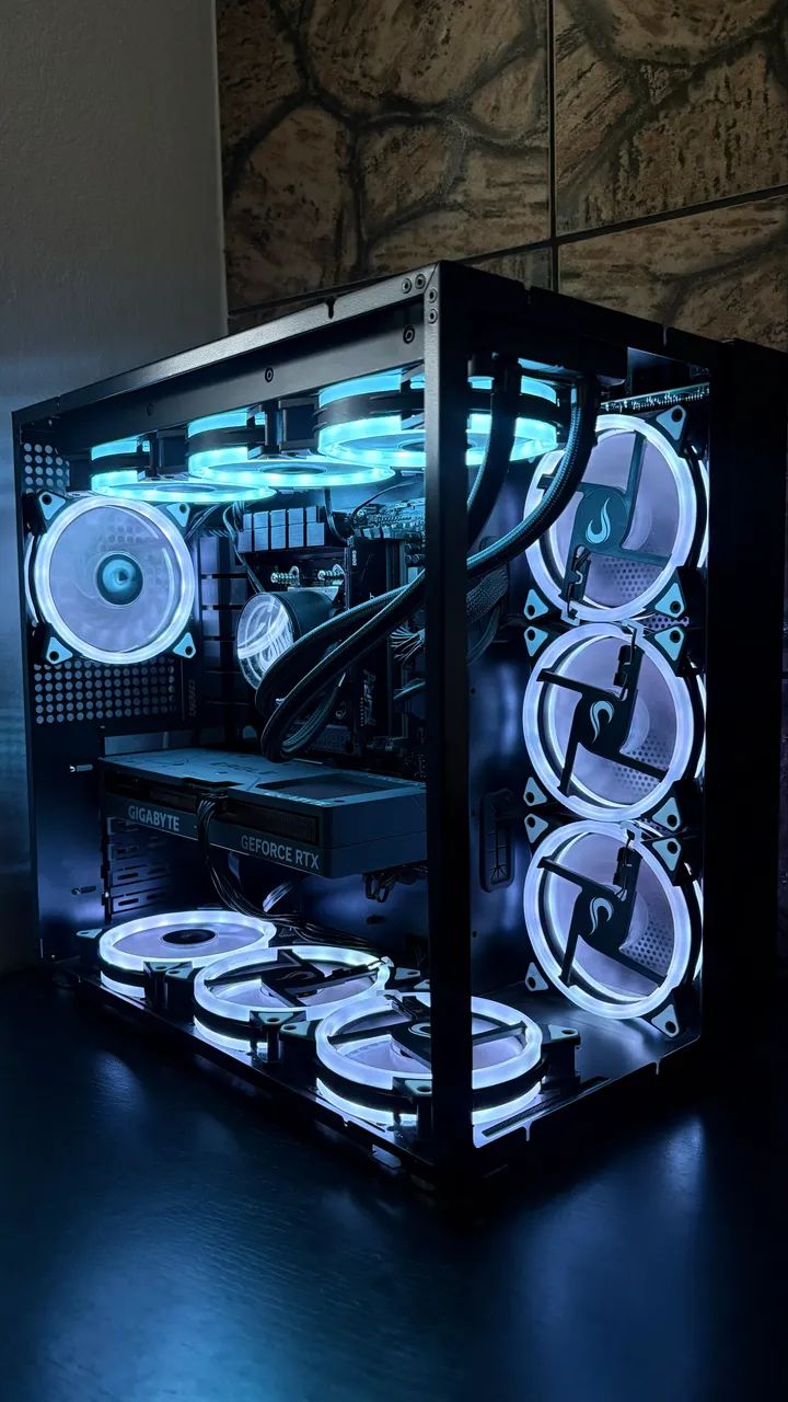 PC GAMER - R5 7600x 4060Ti