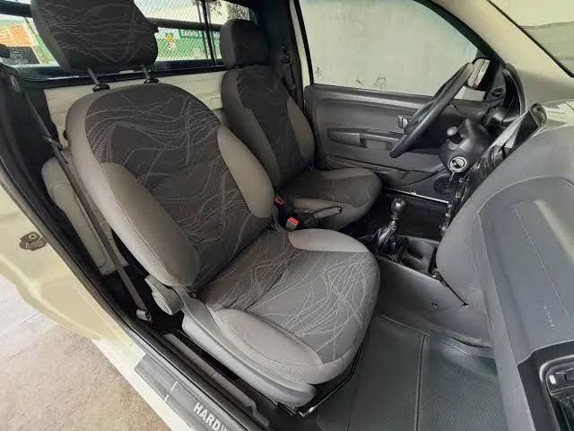 Fiat Strada Working Hard 1.4 Fire Flex 8V CS 2017 - Foto 4