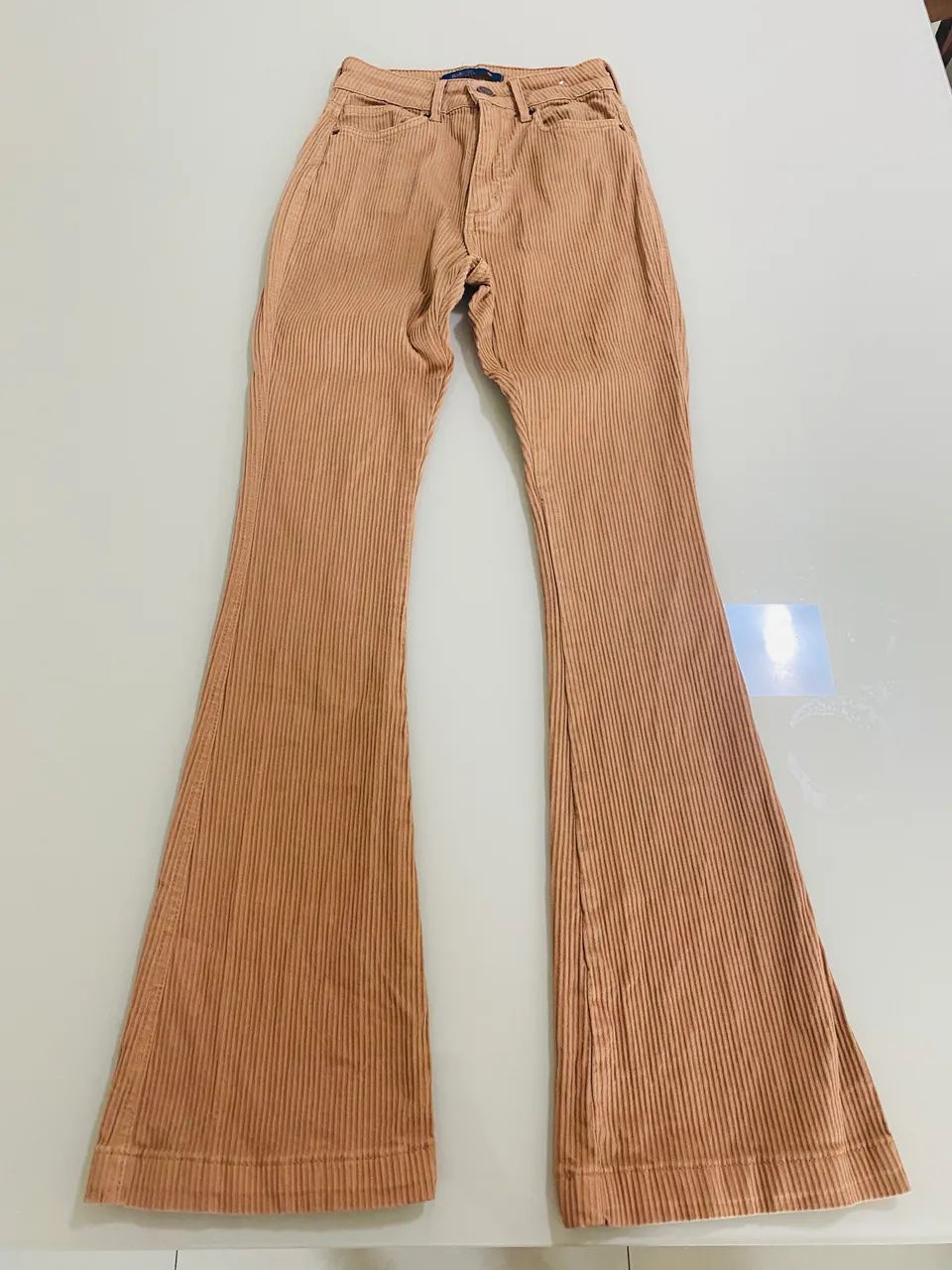 Calça sarja canelada num 36