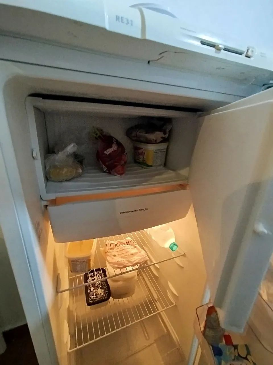 GELADEIRA EM ÓTIMO ESTADO - 127V - Foto 2