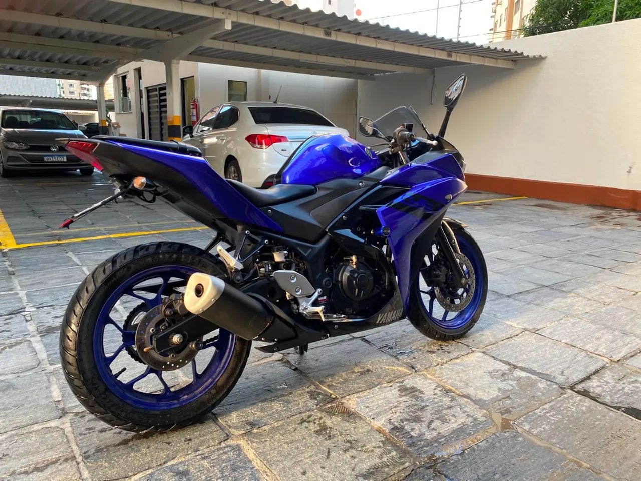 Yamaha R3 2019 - Foto 4