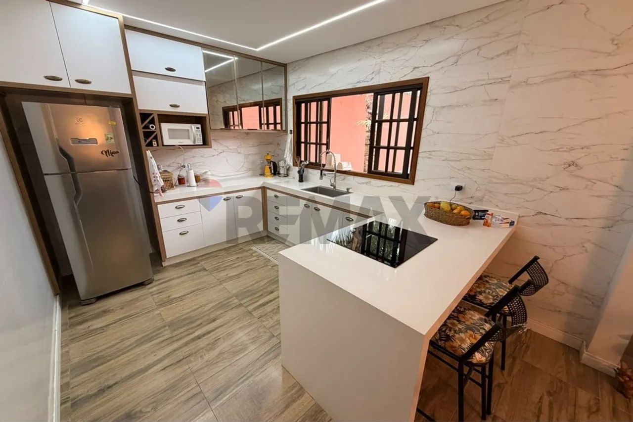 Casa Espaçosa e Semi-Mobiliada em Cajati: Lazer Completo e Pronta para Morar - Foto 2