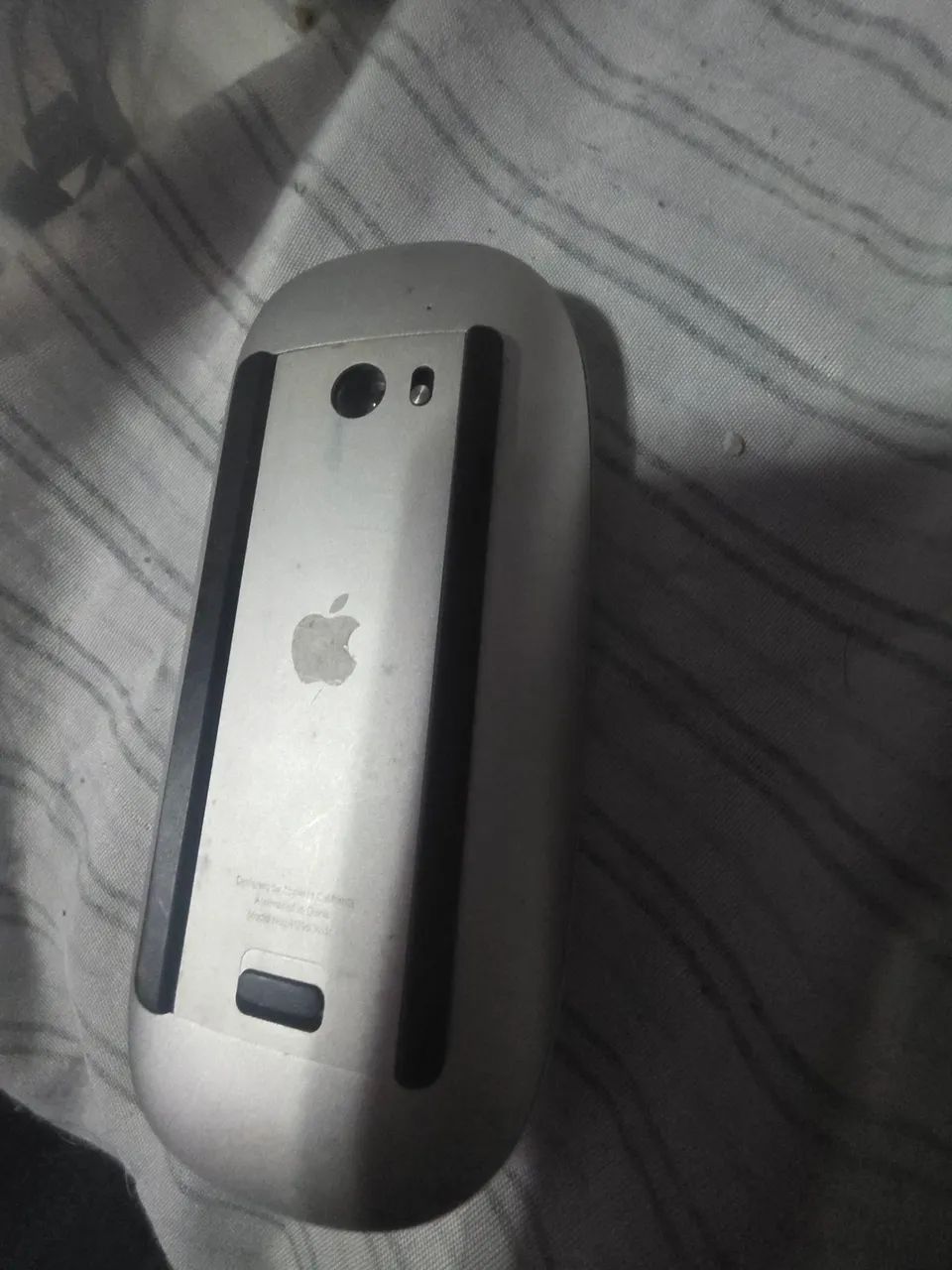 Apple Magic Mouse de 1ª Geração (Modelo A1296) funcionando perfeitamente  - Foto 4