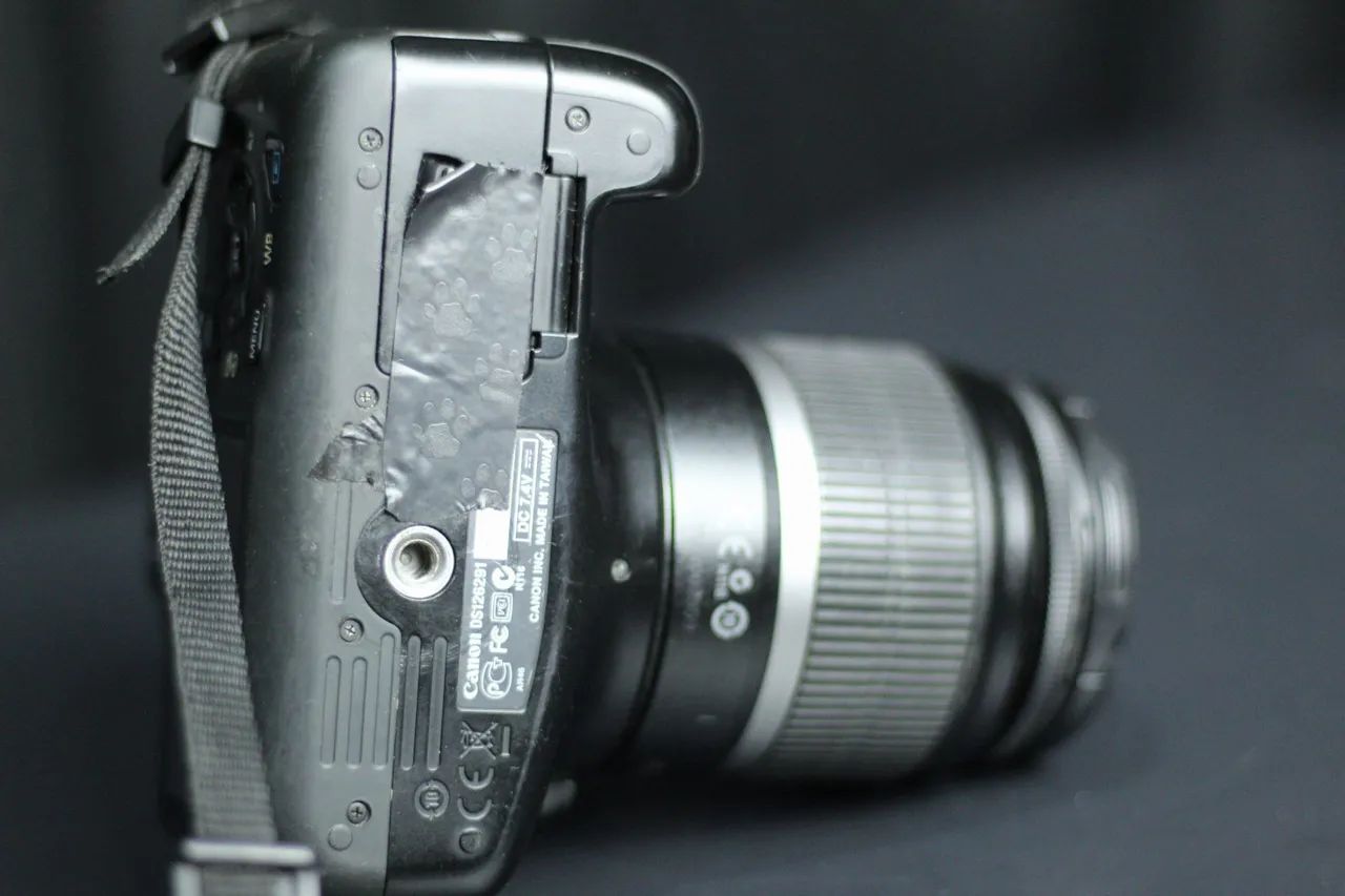 Canon EOS Rebel t3 + lente 18-55mm (Funcionando) - Foto 4