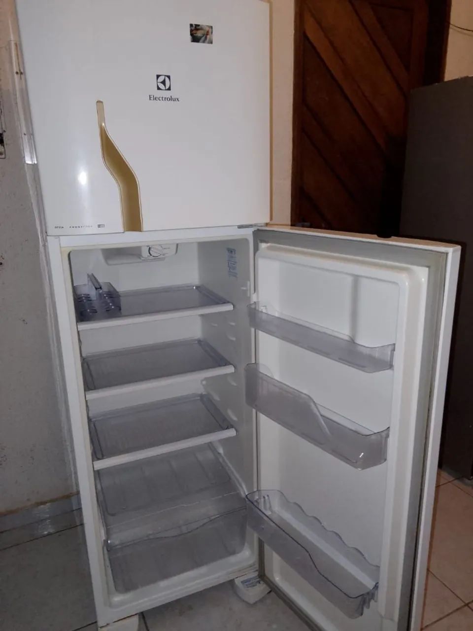 Geladeira Eletrolux Frost Free  - Foto 2