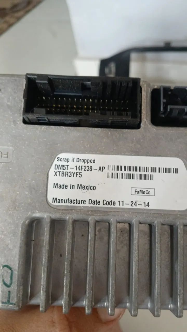 Multimídia Sync Ford Focus Dm5t-14f239ap 2015 2016 2017 - Peças