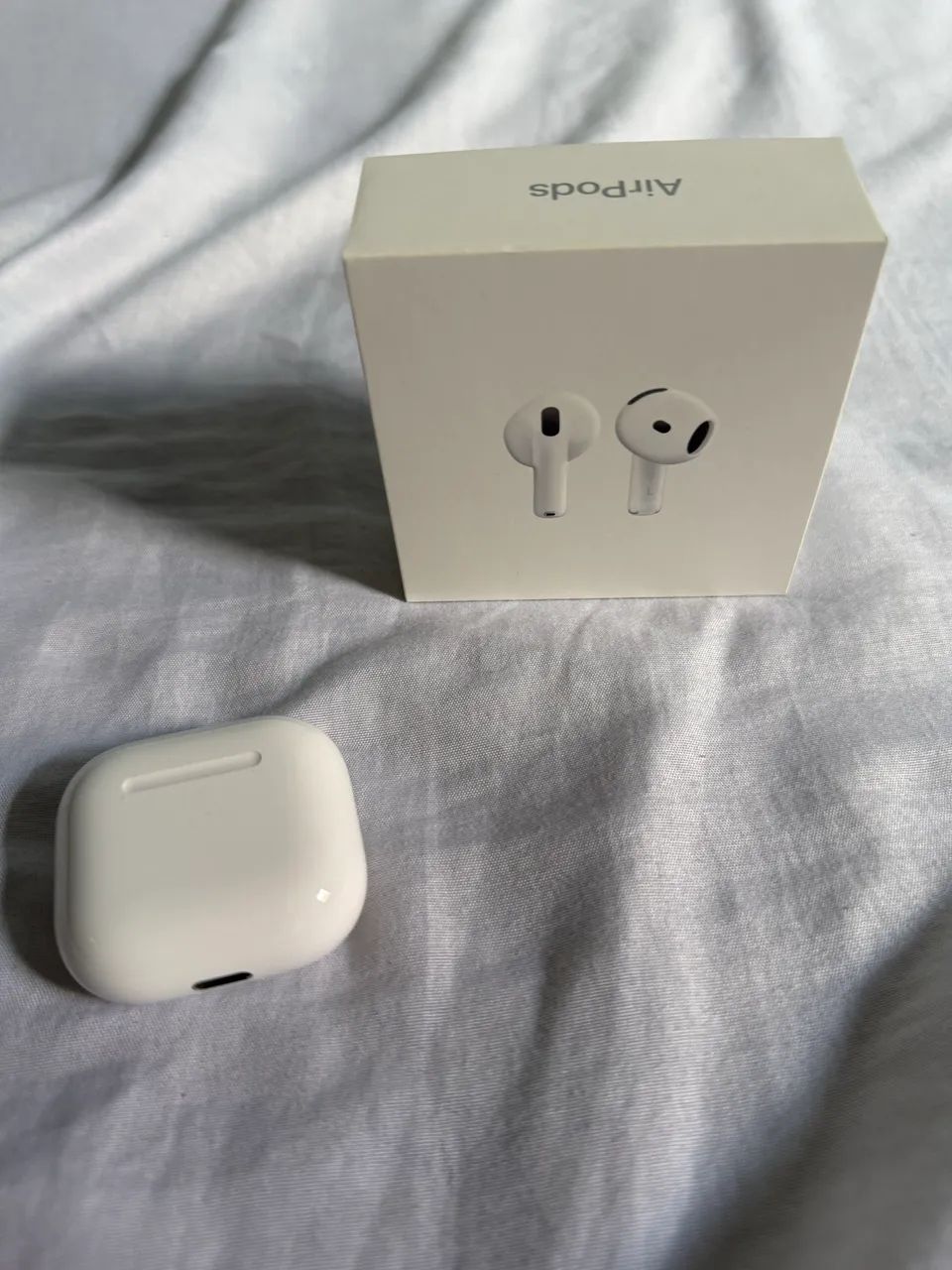 AirPods 4 