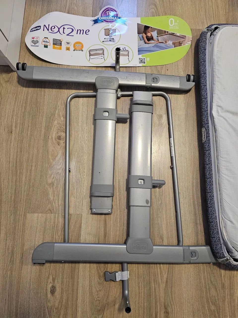 Vendo Berço lateral de cama Chicco Next2me - Foto 5