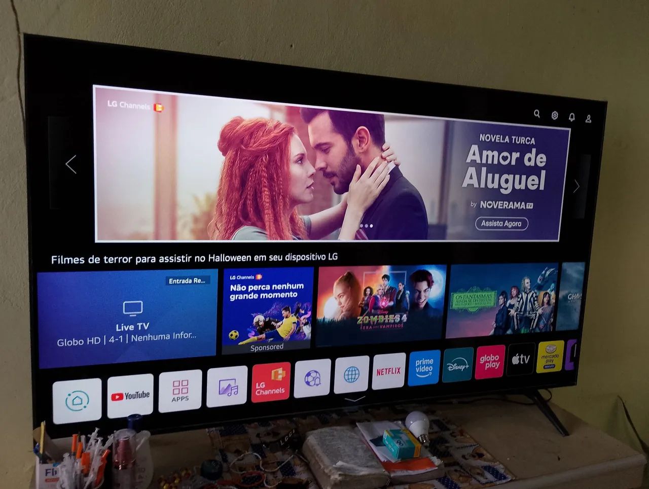 Vendo Smart TV LG 60 polegadas 4K UHD - Foto 3