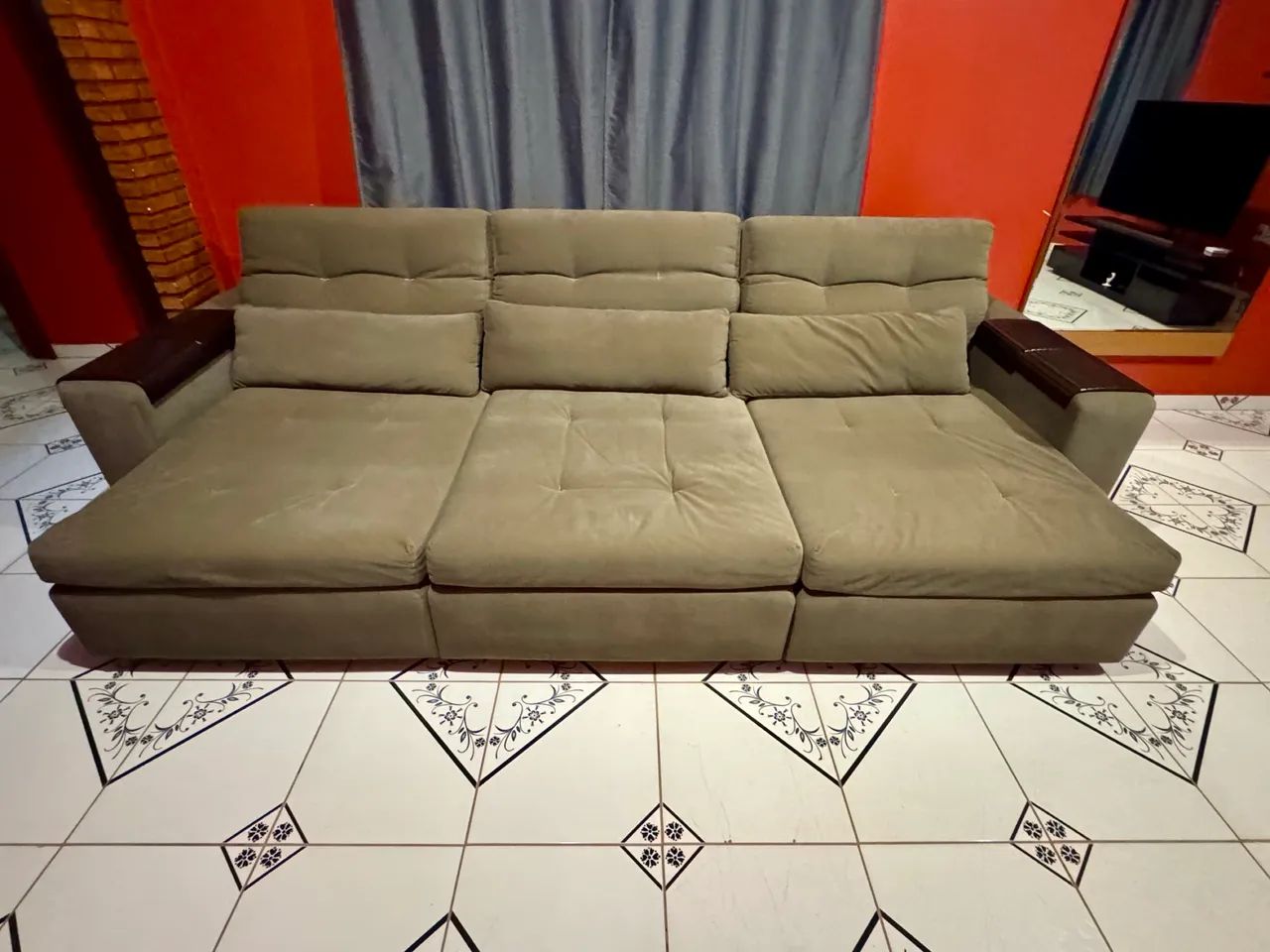 Sofá Impecável - 3 Partes Ajustáveis e Reclináveis - Foto 3