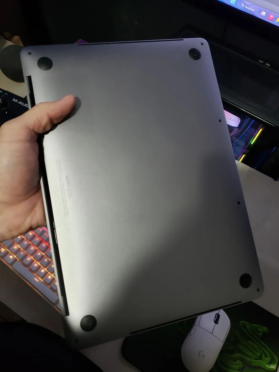 MacBook Pro 2020 / 32GB RAM / 2TB SSD/ i7 10ª Geração / 13 Tela