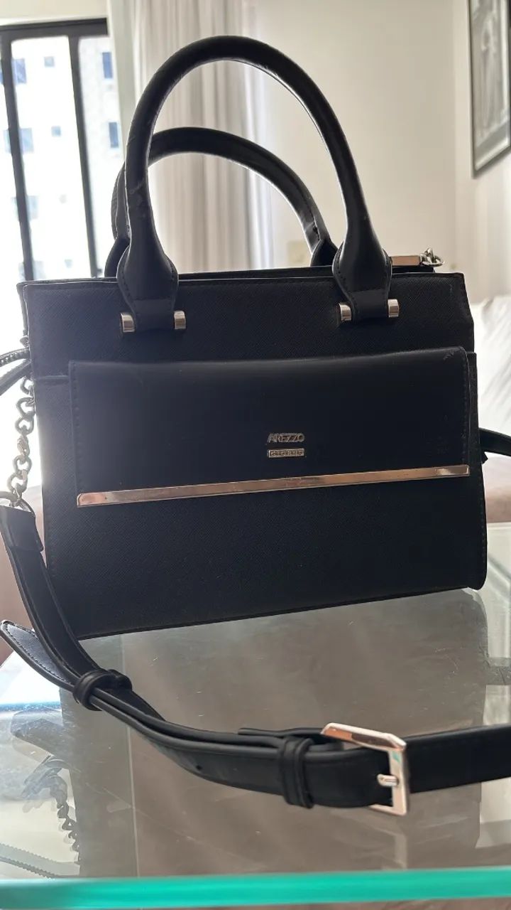 Bolsa Arezzo Preta