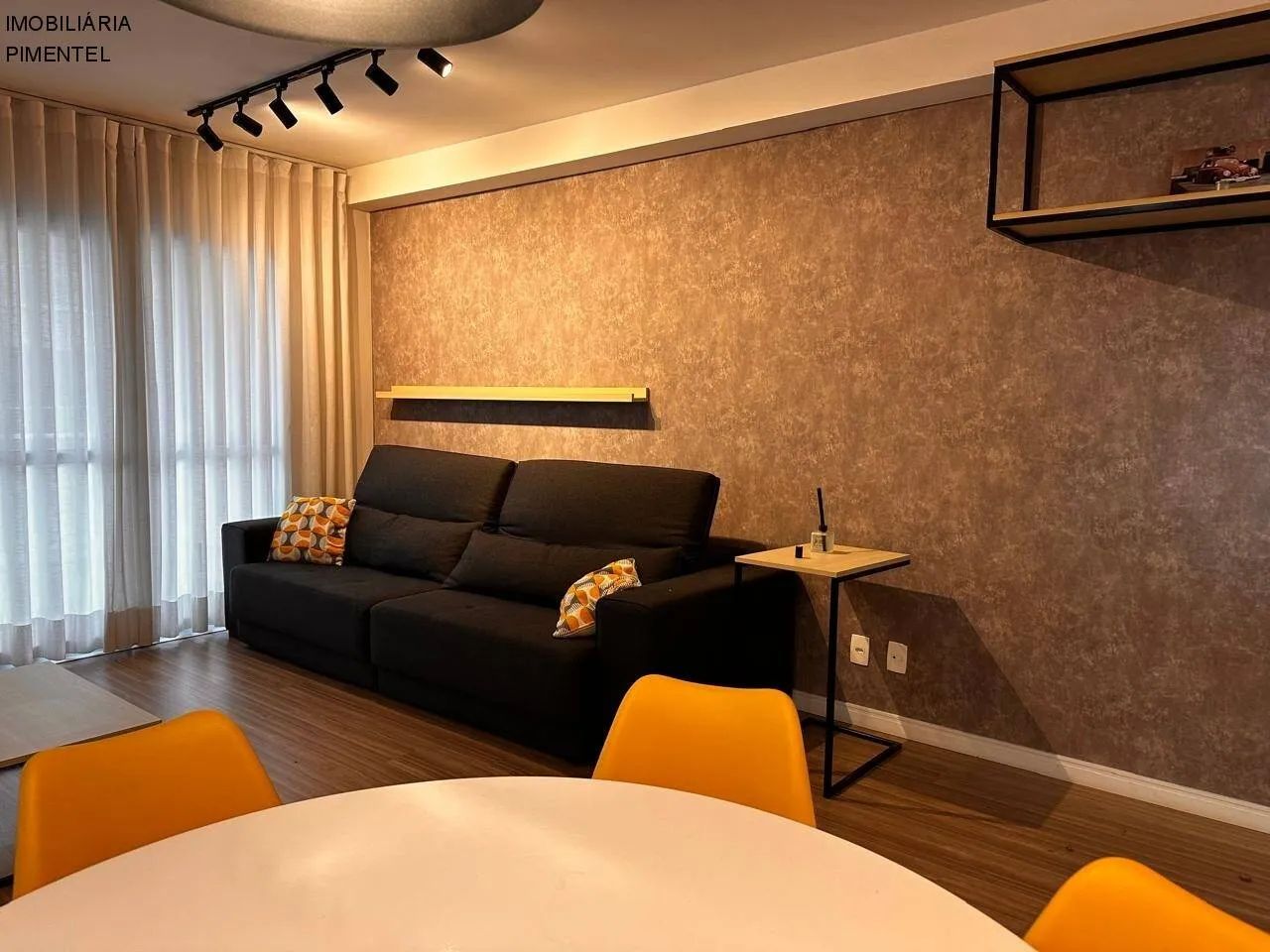 Apartamento amplo e mobiliado no Bethaville - Foto 5
