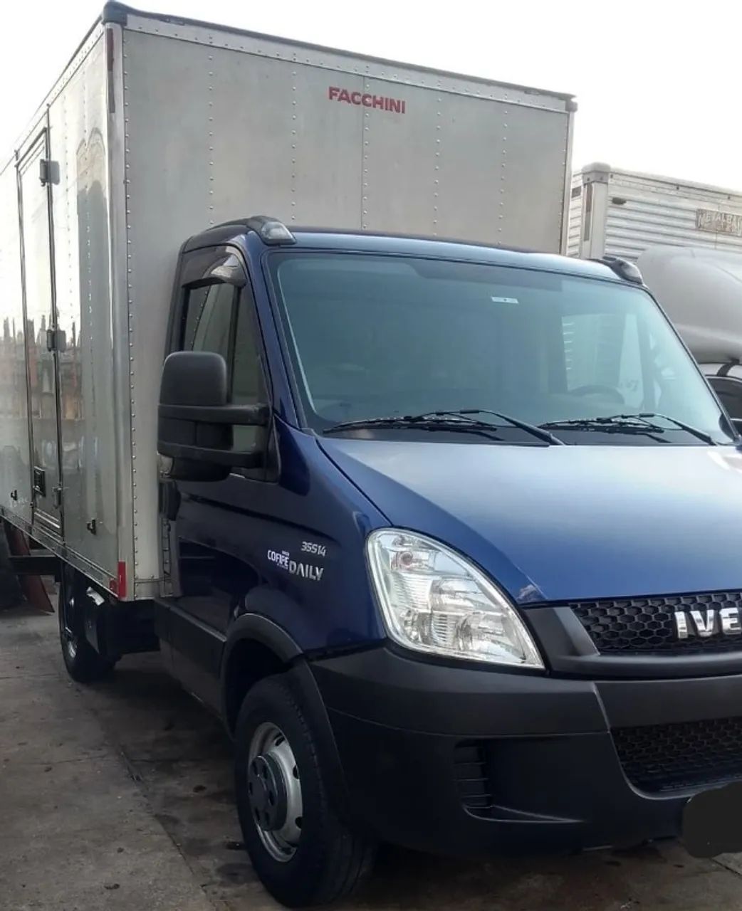 Iveco Daily Baú - Foto 3