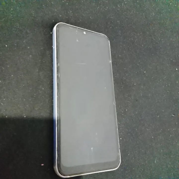 Vende-se a 14 5g 128 gb