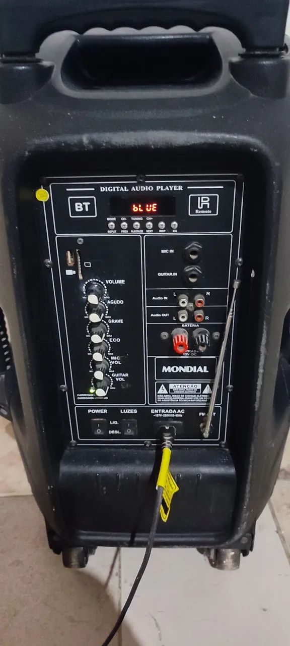 Caixa amplificada Mundial 500w