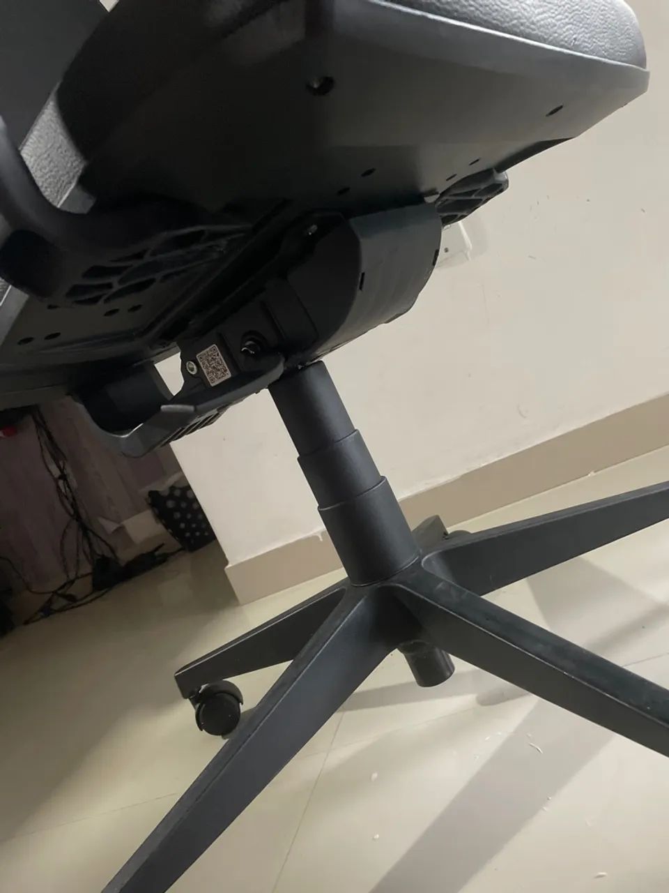 Cadeira Flexform Tecton All Black Unique - Foto 4