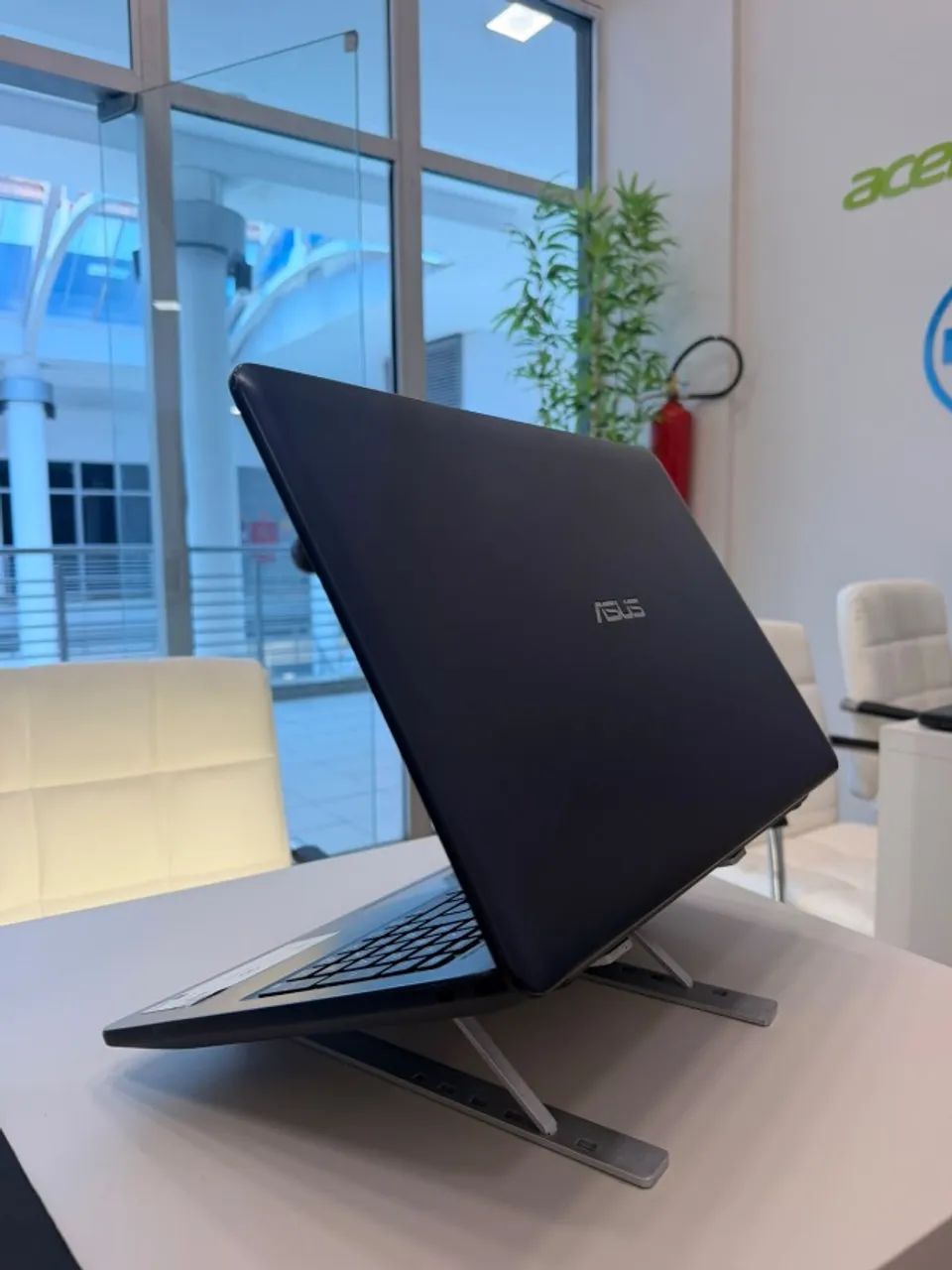 Notebook - Asus Celeron 9ª - 4 GB RAM / SSD 128 SSD  - Foto 3