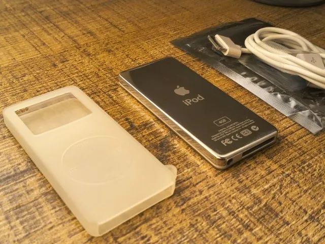 iPod Nano 4GB com bateria nova + cabo + capa - Foto 3