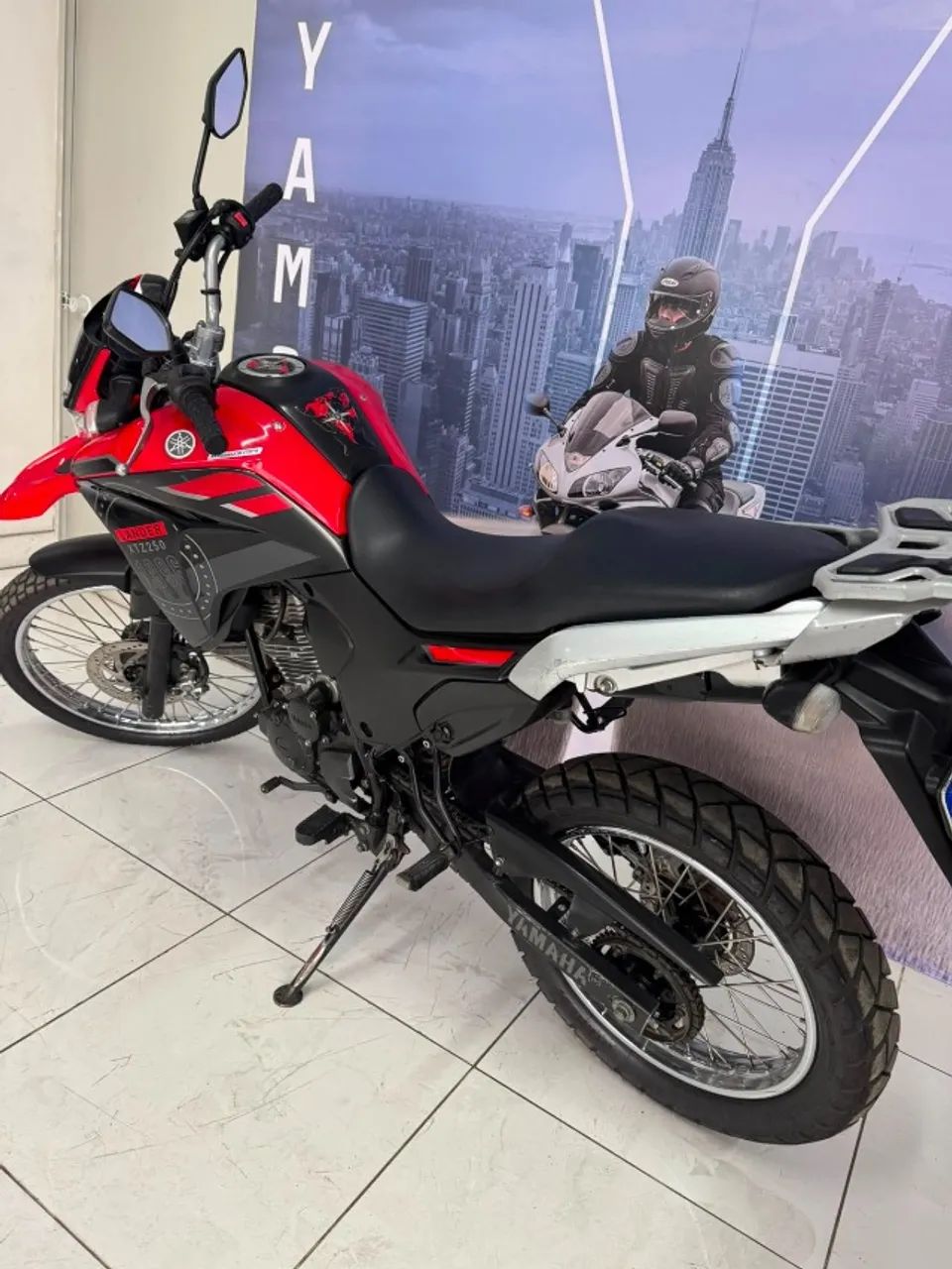XTZ LANDER 250 - Foto 3