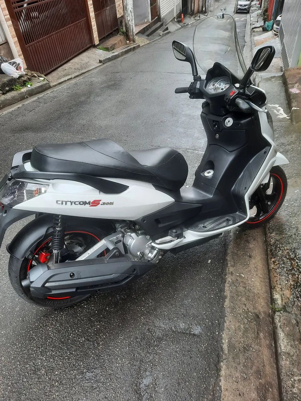 Moto em ótimo estado revisada com documento ok só pegar e andar  - Foto 3