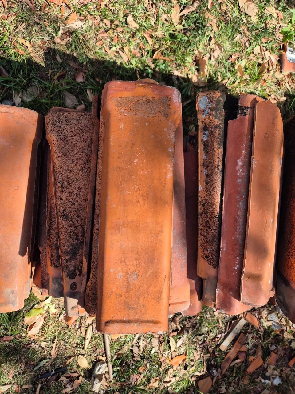 Telhas de barro antigas - Foto 2
