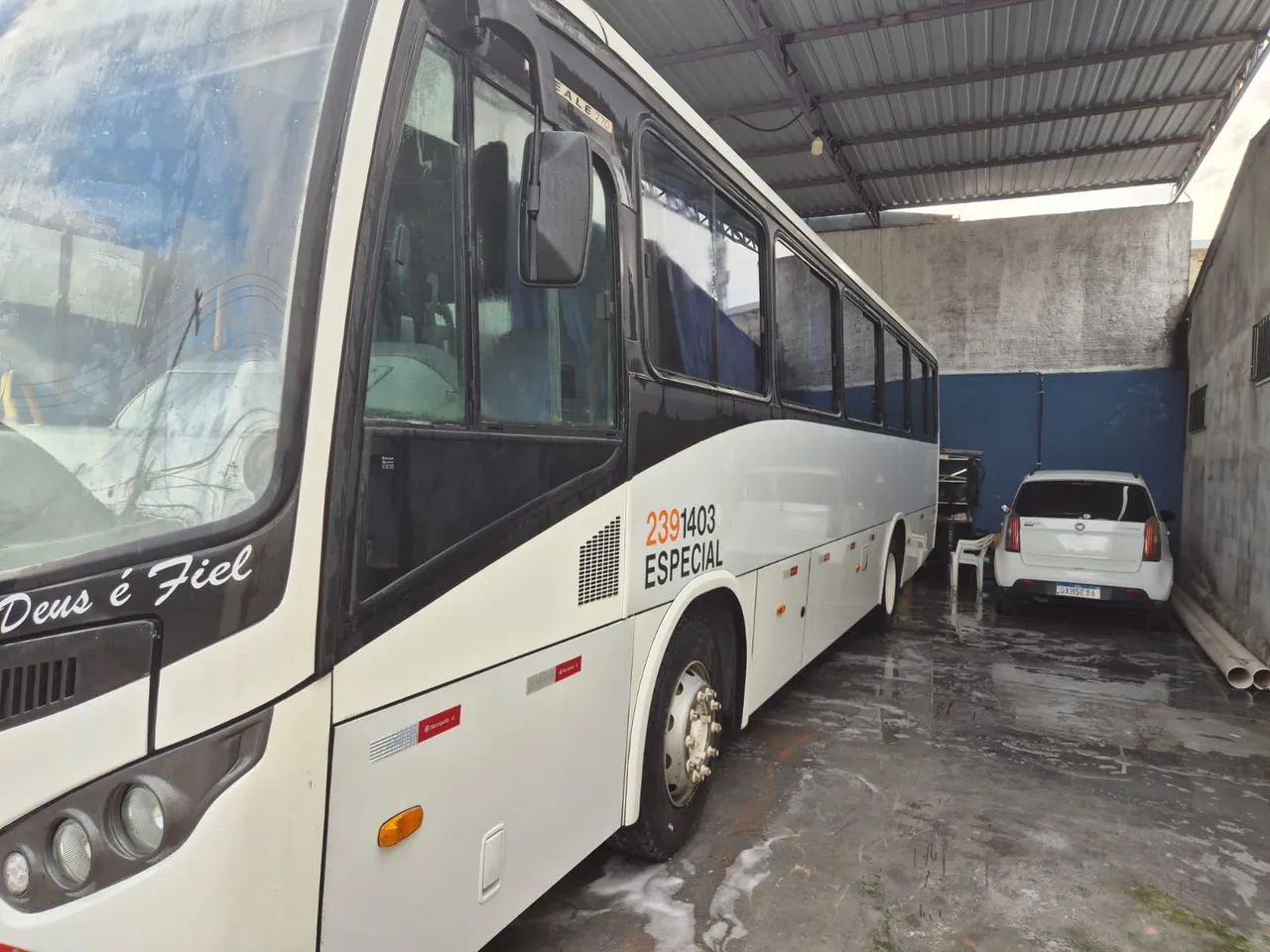 Vende-se 2 ônibus IDEALE e 1 micro-ônibus - Foto 3
