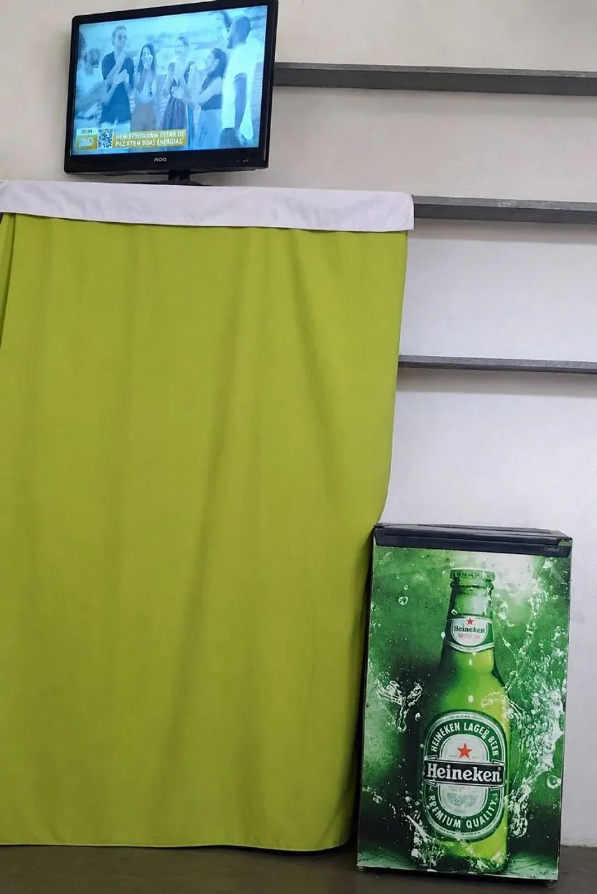 TV 32+FRIGOBAR 