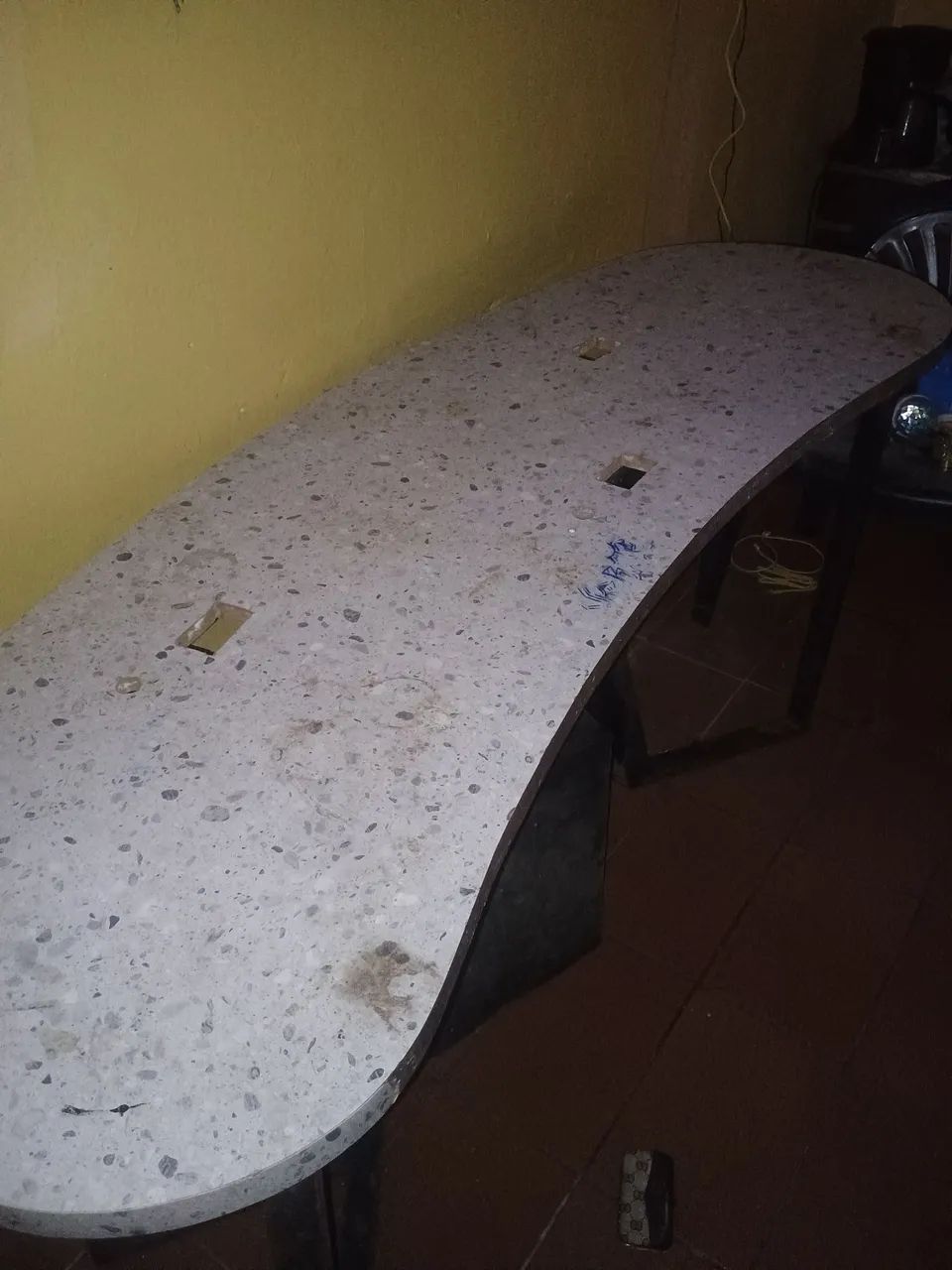 Mesa gamer curvada 
