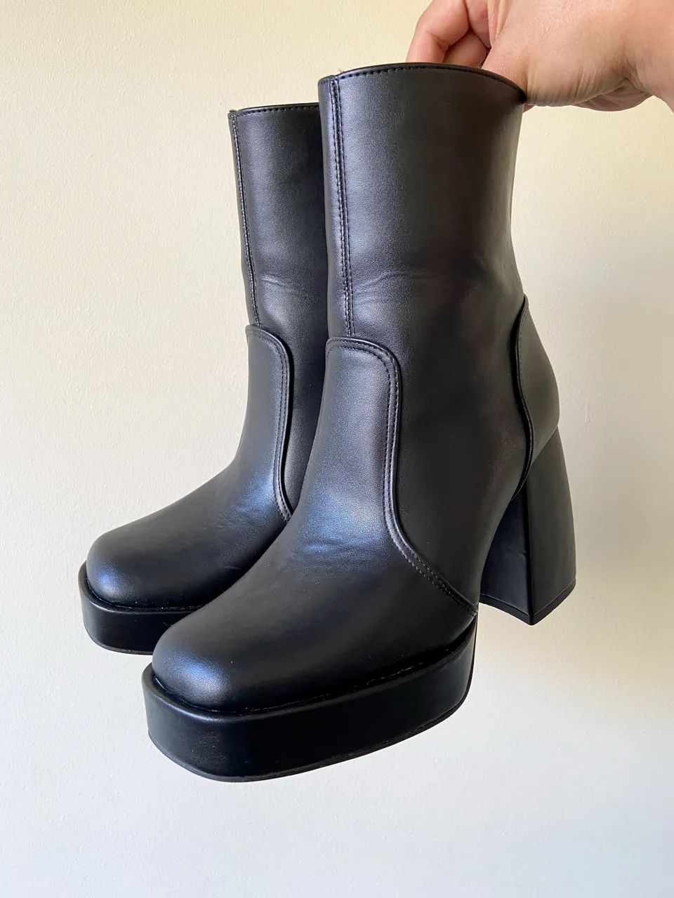 Bota preta - Zatz 
