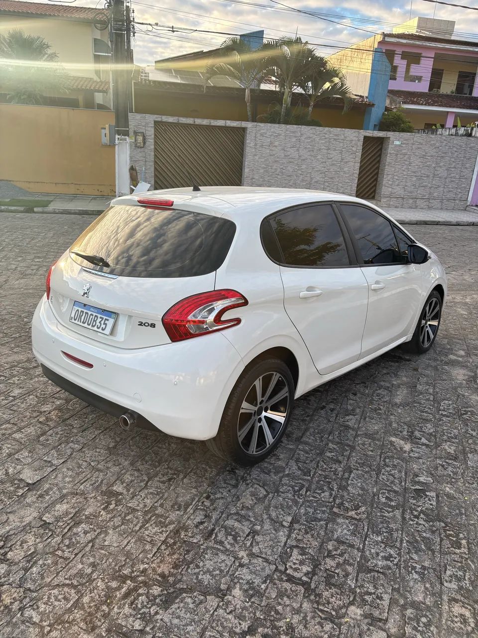 Peugeot 208 Active/active Pack 1.5 Flex 8V 5P 2014 - Foto 4