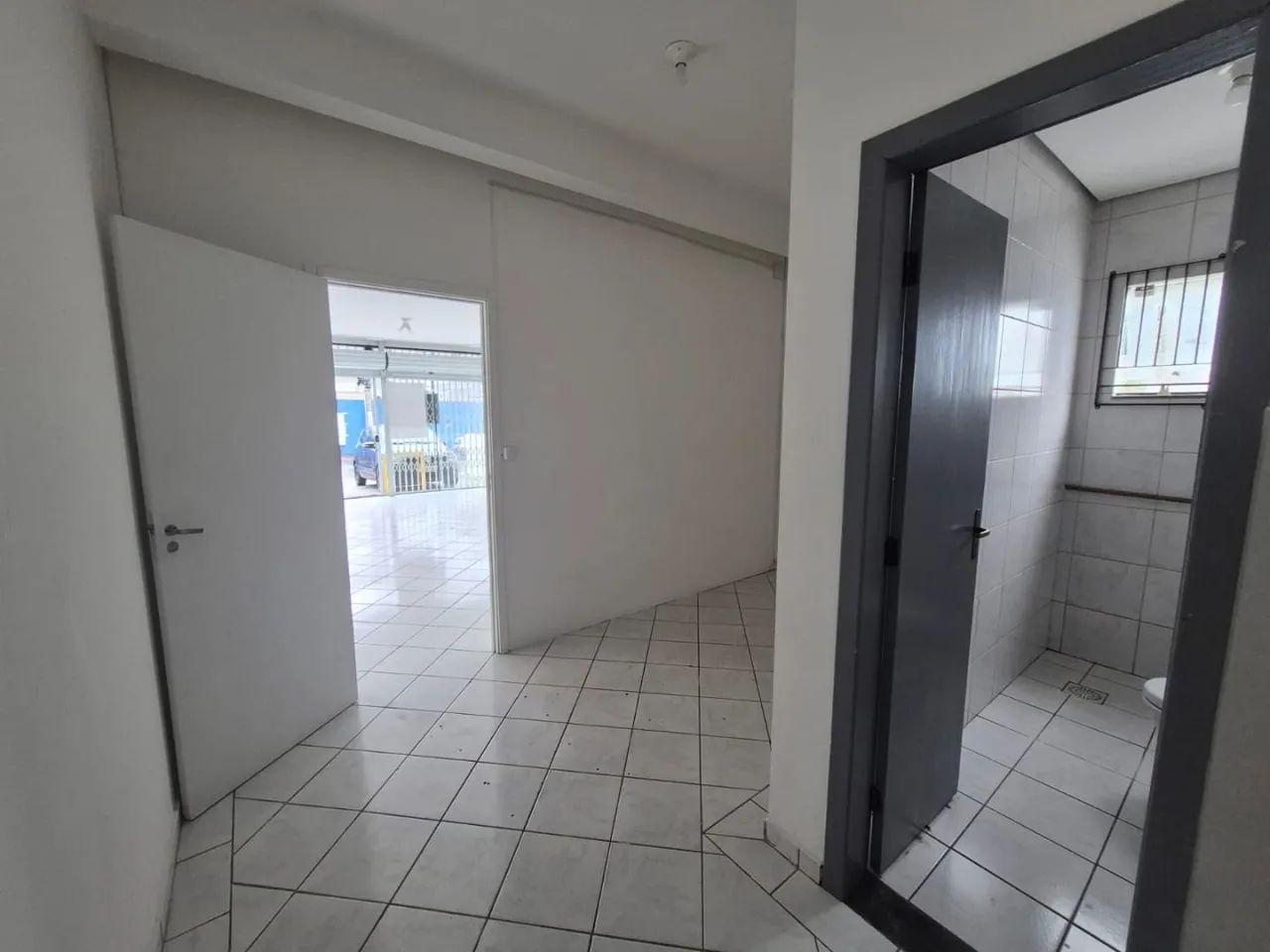 Loja comercial para Alugar em São José - Foto 4