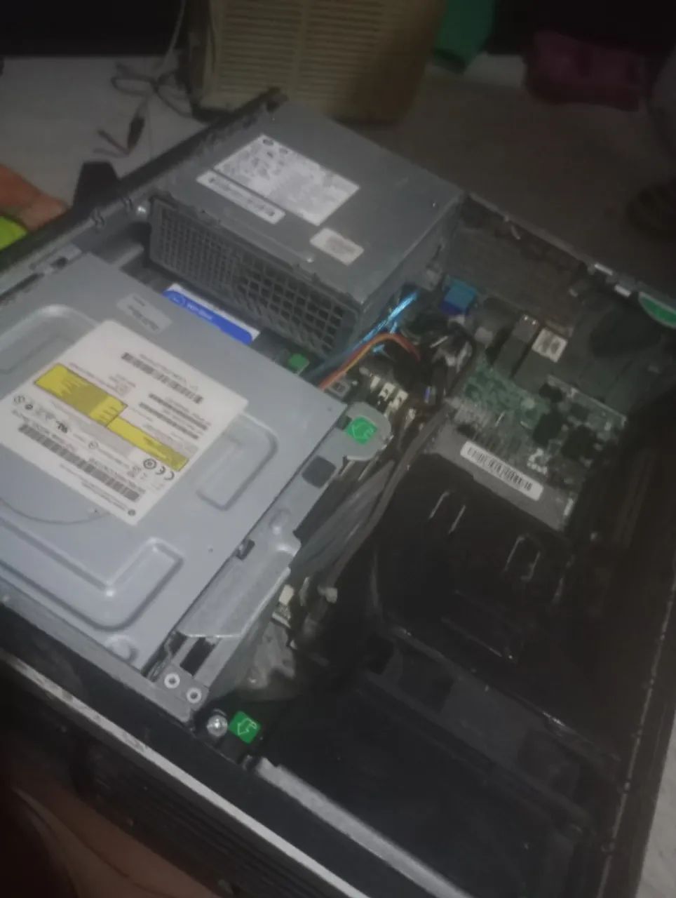 gabinete Hp com defeito 