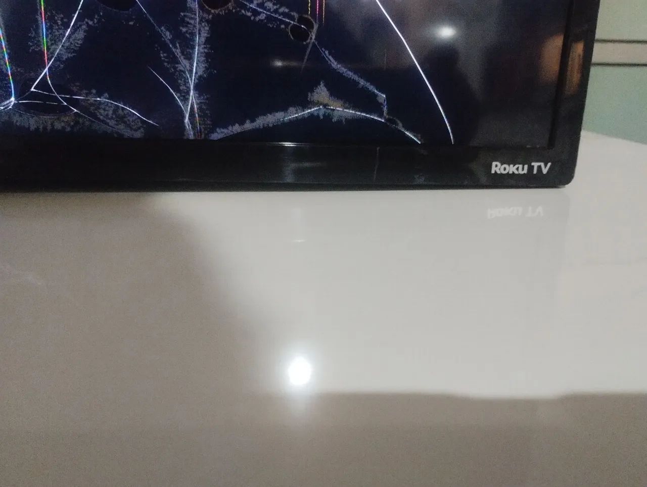 Tv RoKU AOC 43 polegadas tela quebrada (Mooca) - Foto 3