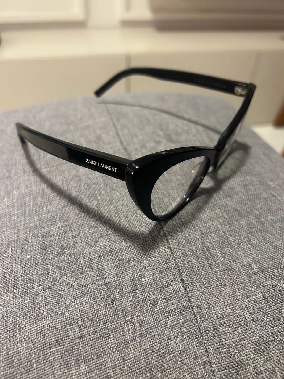Óculos Saint Laurent original estilo gatinho preto - elegante e sofisticado  - Foto 2