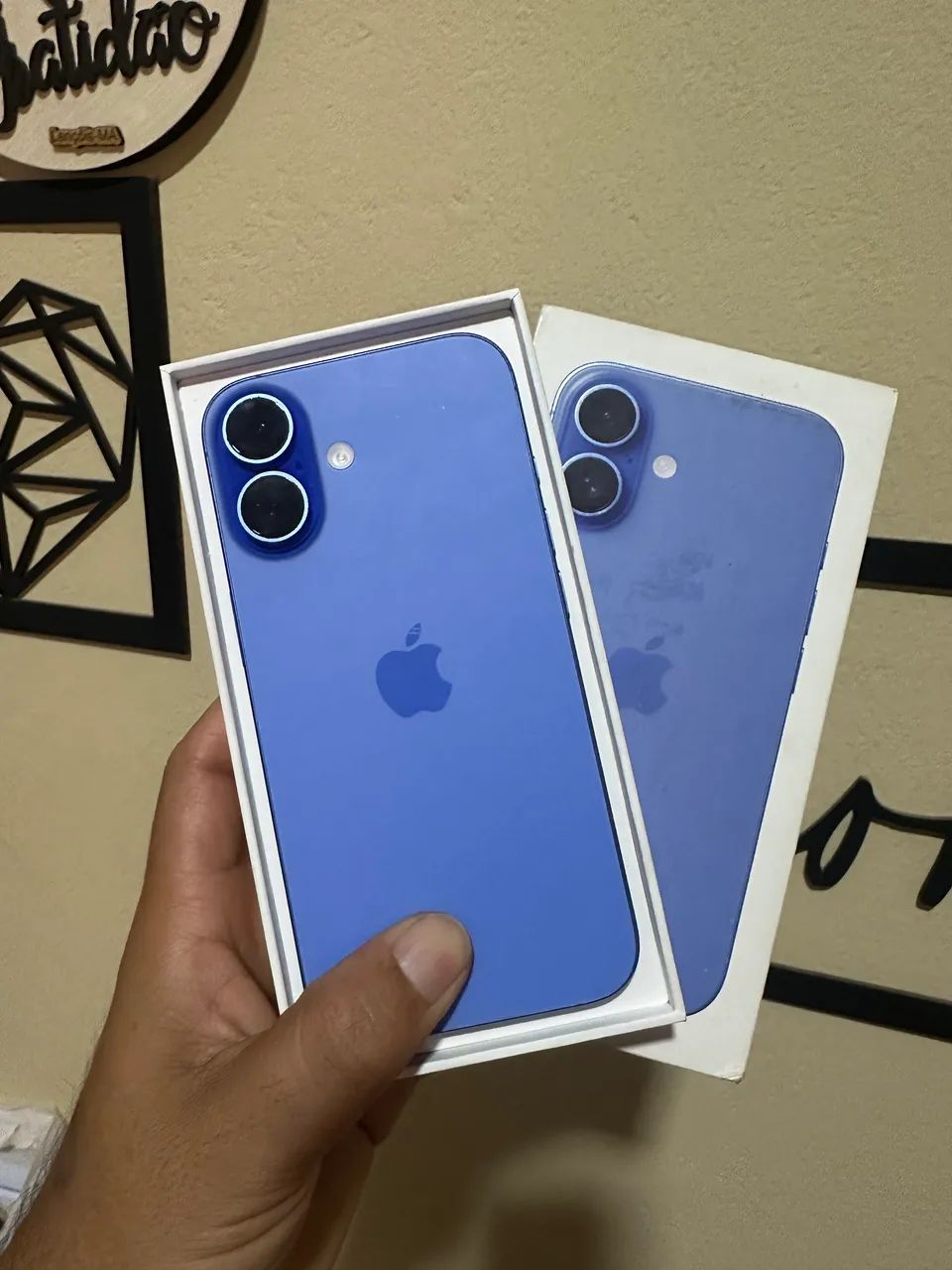 iPhone 16 128gb na garantia 