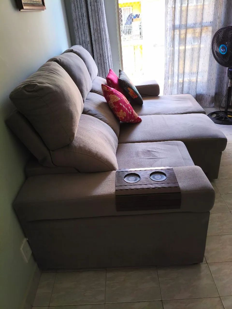 Retractable Sofa442957944063283200