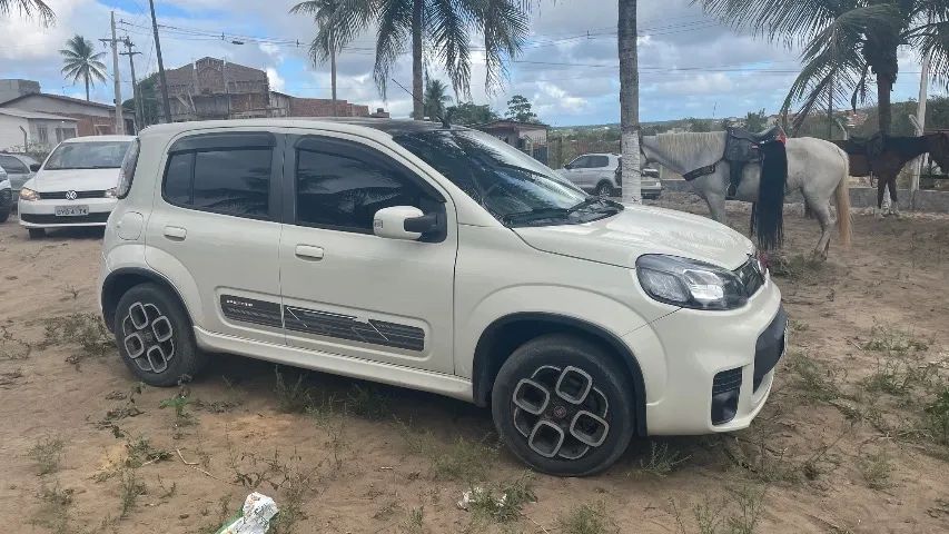 Fiat Uno Sporting Dualogic 1.4 EVO Flex 8V 4P 2015 - Foto 2