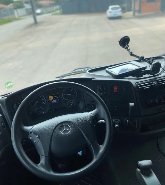  Mb axor 2041 4x2 ano 2021 - Foto 3