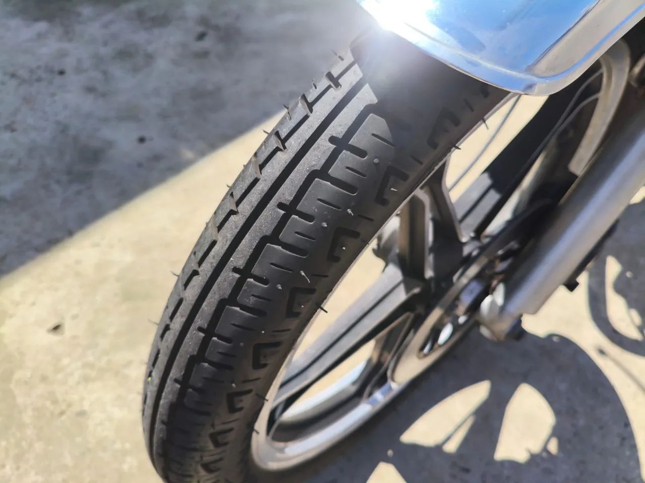 Suzuki Intruder 125 - Foto 5