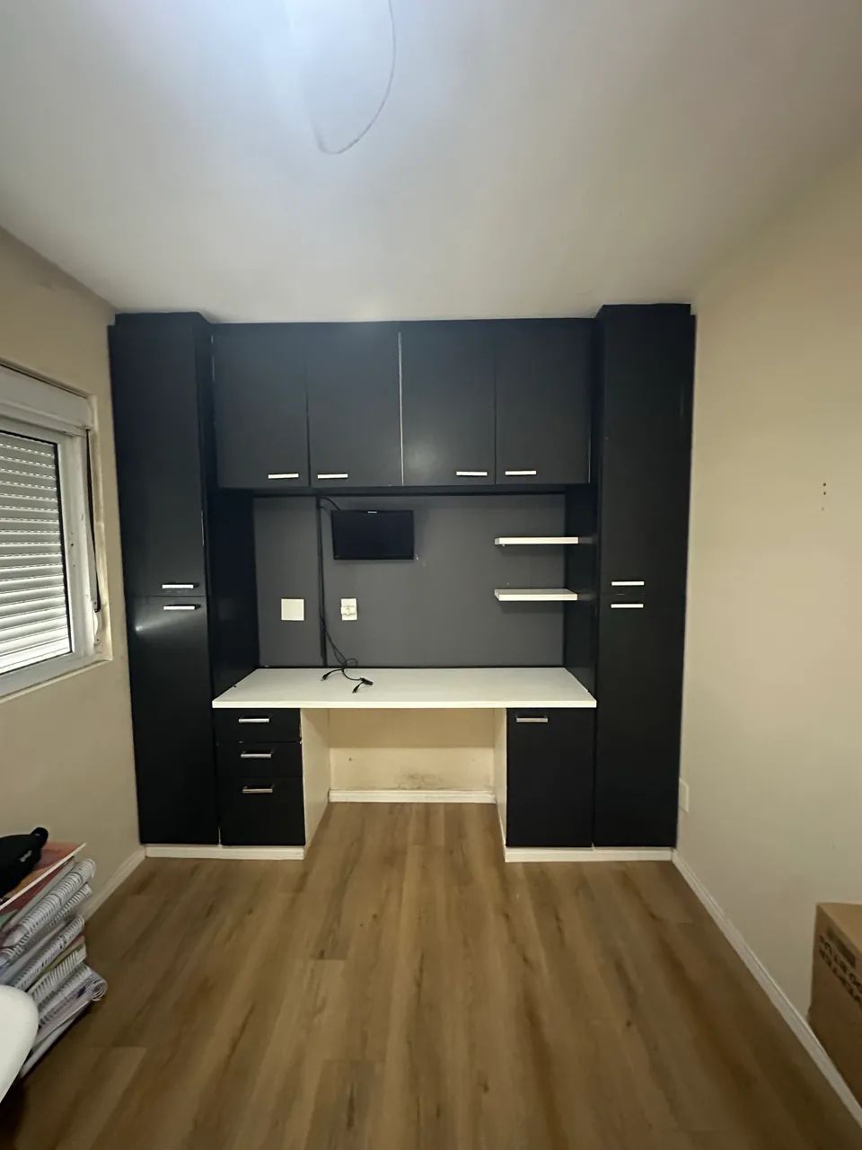 Armário com escrivaninha MDF Sob medida
