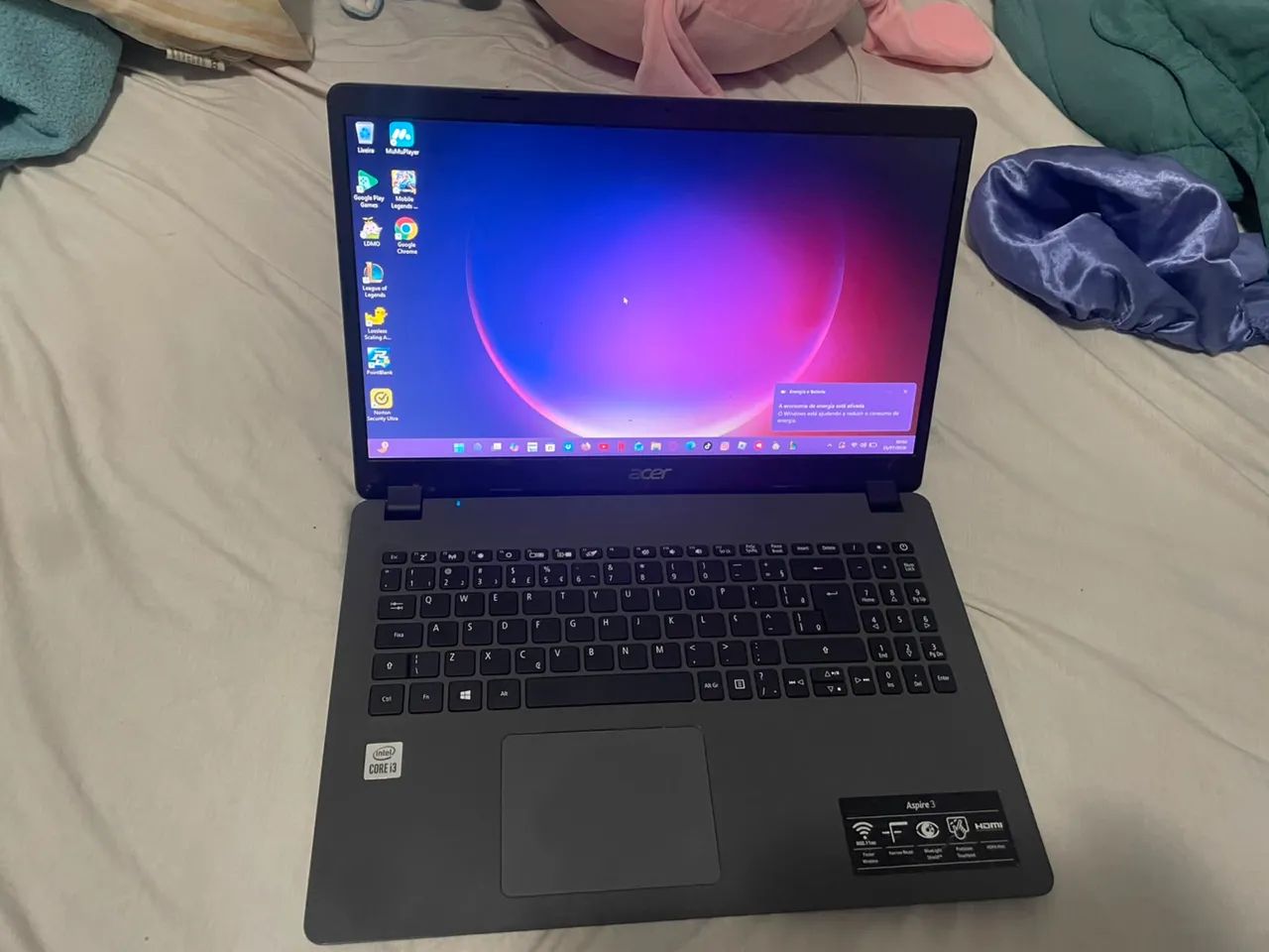 Vendo notebook usado , mas com bom desempenho, mais informações PV